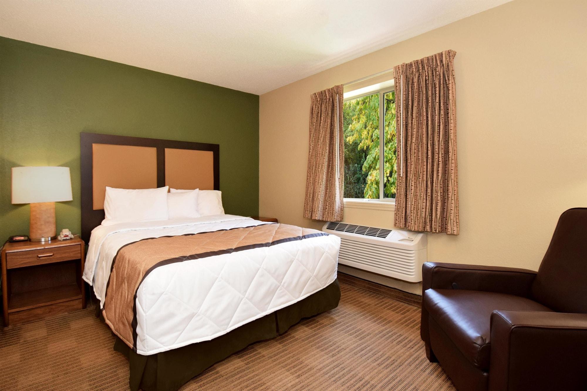 Extended Stay America Suites - Cincinnati - Blue Ash - Reagan Hwy Buitenkant foto