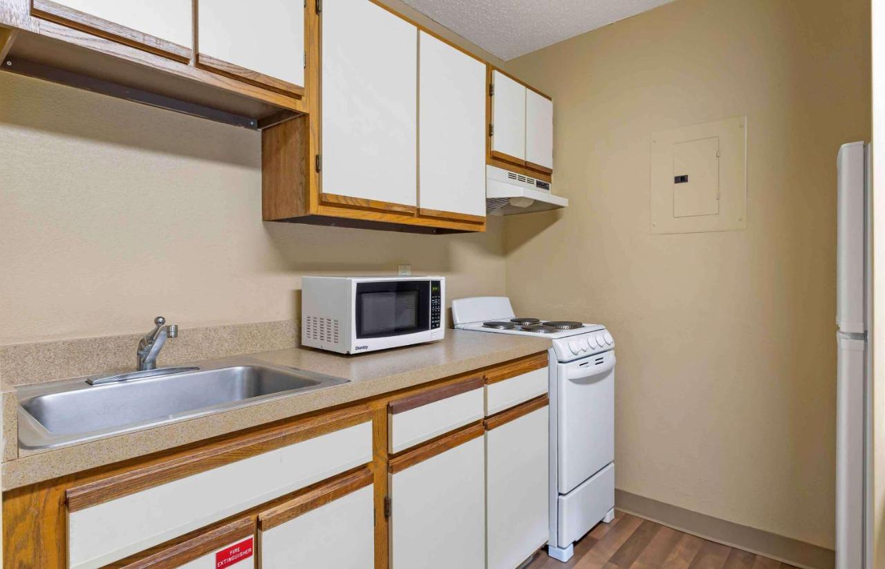 Extended Stay America Suites - Cincinnati - Blue Ash - Reagan Hwy Buitenkant foto