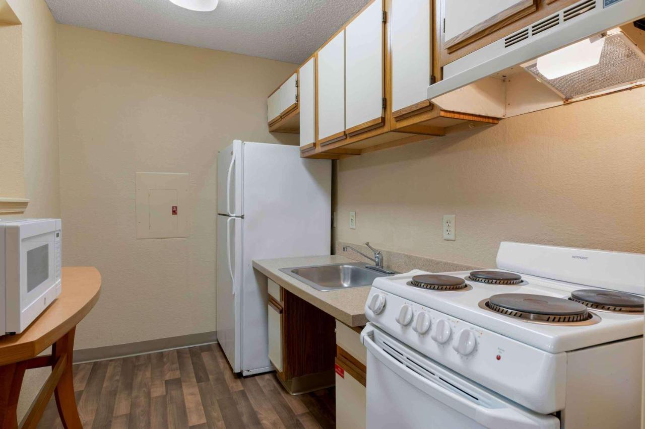 Extended Stay America Suites - Cincinnati - Blue Ash - Reagan Hwy Buitenkant foto
